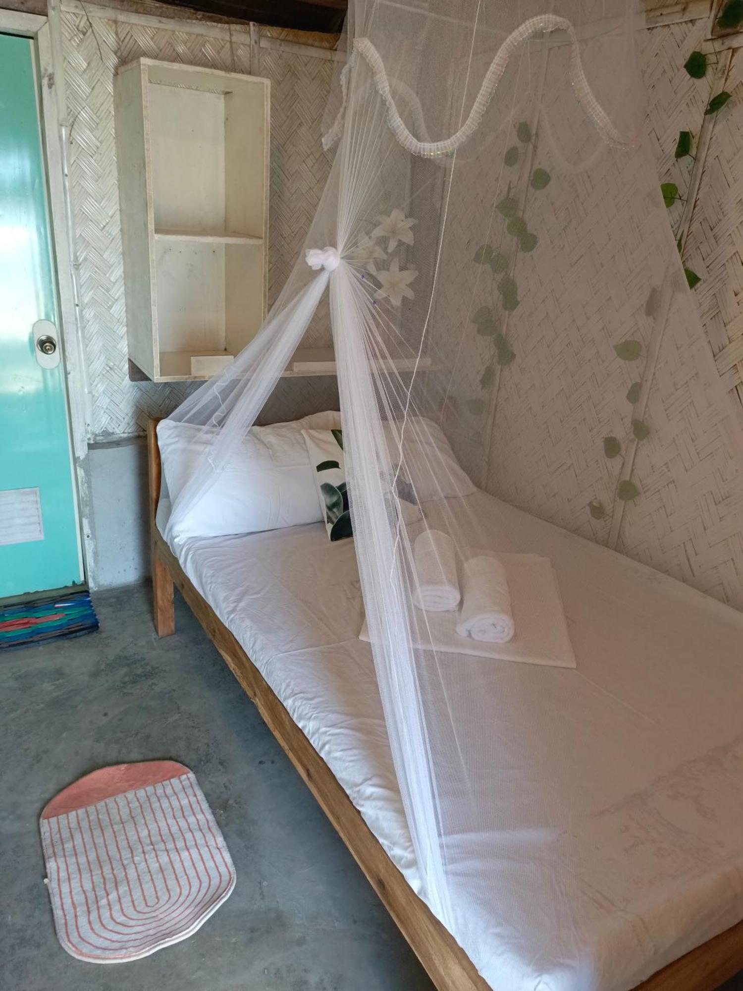 Bucana Beach Camp Эль-Нидо Экстерьер фото